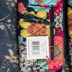 Brand New Vera Bradley “ Happy Snail “ Hipster & Wallet